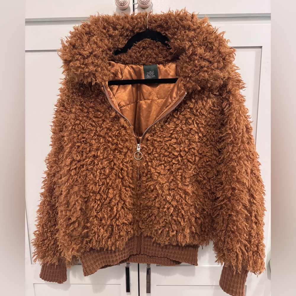 Wild Fable Fuzzy Bear Faux Fur Bomber Jacket. Size Small.